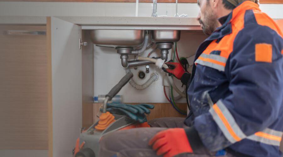 Residential Slab Leak Plumbing in Cohoctah, MI